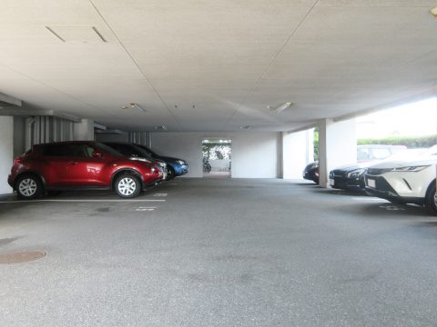 敷地内駐車場